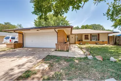 2207 Fairfax Drive, Irving, TX 75060 - Photo 4