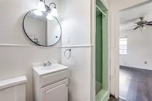 2207 Fairfax Dr, Irving, TX 75060 - Photo 20