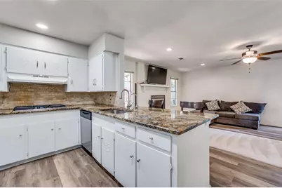 2207 Fairfax Drive, Irving, TX 75060 - Photo 10