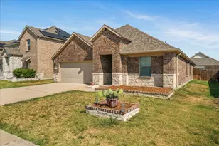 756 Cascade Ln, Princeton, TX 75407 - Photo 1