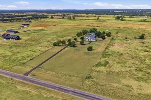 705 Clb Lk Rd, Whitesboro, TX 76273 - Photo 4