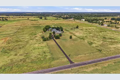705 Club Lake Road, Whitesboro, TX 76273 - Photo 6