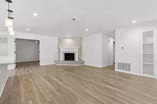 8148 Clearsprings Rd, Dallas, TX 75240 - Photo 6