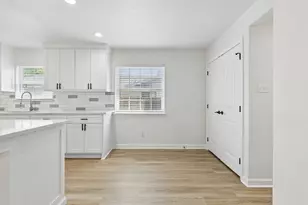8148 Clearsprings Rd, Dallas, TX 75240 - Photo 14