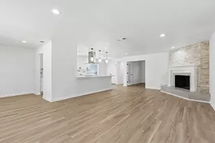 8148 Clearsprings Rd, Dallas, TX 75240 - Photo 4