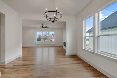 205 W 7th Street, Justin, TX 76247 - Photo 18