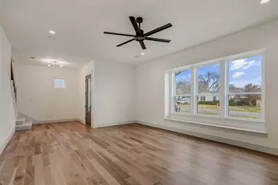 205 W 7th Street, Justin, TX 76247 - Photo 10