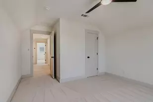 205 W 7th St, Justin, TX 76247 - Photo 30