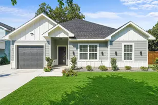 300 S 5th St, Crandall, TX 75114 - Photo 1