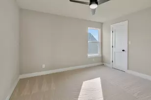 207 W 7th St, Justin, TX 76247 - Photo 34
