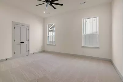 207 W 7th Street, Justin, TX 76247 - Photo 34
