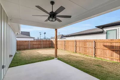 207 W 7th Street, Justin, TX 76247 - Photo 38