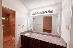 301 Hillside Ct, Garland, TX 75043 - Photo 14