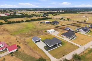 140 Lone Elm Rd, Waxahachie, TX 75167 - Photo 34