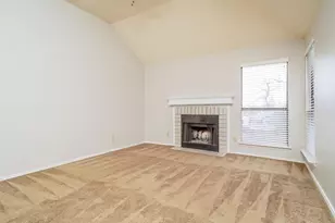 1323 Jasmine Dr, Lewisville, TX 75077 - Photo 2