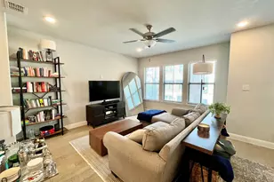 131 Peach Orchard Ln, Euless, TX 76040 - Photo 8