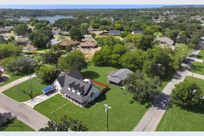 4000 Sioux Court, Granbury, TX 76048 - Photo 4