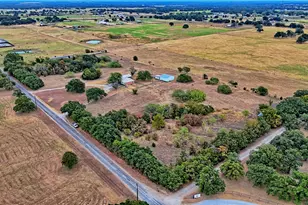 437 Jakes Rd, Bowie, TX 76230 - Photo 28