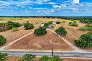 437 Jakes Rd, Bowie, TX 76230 - Photo 26