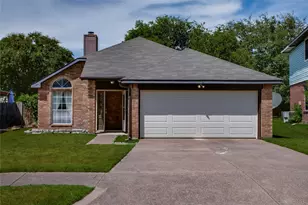 1114 Brewer Dr, Cedar Hill, TX 75104 - Photo 2