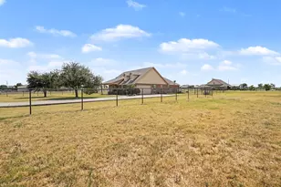 103 George Owens Rd, Ponder, TX 76259 - Photo 18