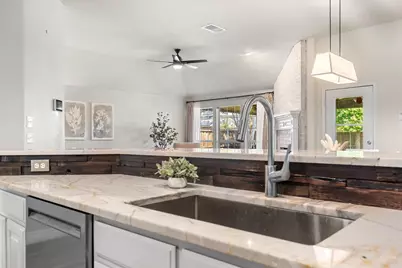5924 Saddle Club Trail, McKinney, TX 75070 - Photo 10