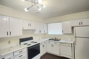 7308 Sanger Ave, Waco, TX 76712 - Photo 4