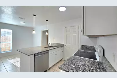 5017 Chapman Street #5017, Fort Worth, TX 76105 - Photo 1