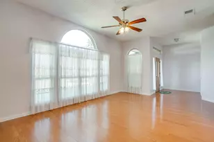 2049 Wedgewood Dr, Grapevine, TX 76051 - Photo 8