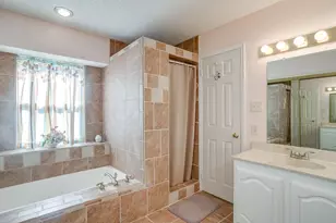 2049 Wedgewood Dr, Grapevine, TX 76051 - Photo 26