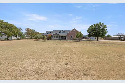 118 Fm 2450, Krum, TX 76249 - Photo 2
