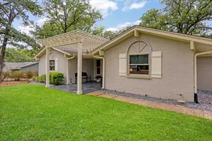 225 Karen Dr, Denison, TX 75021 - Photo 4