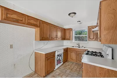 203 Myrtle Avenue, Waxahachie, TX 75165 - Photo 8