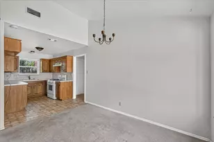 203 Myrtle Ave, Waxahachie, TX 75165 - Photo 14