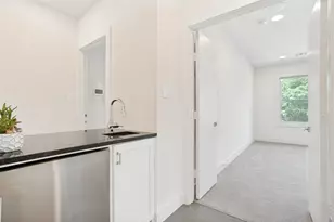 7714 Roper St, Dallas, TX 75209 - Photo 12