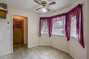 102 Alamo St, Waxahachie, TX 75165 - Photo 14