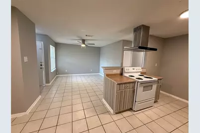 1906 San Rafael, Fort Worth, TX 76134 - Photo 4