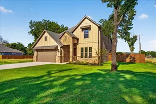 213 S Atwood St, Boyd, TX 76023 - Photo 1