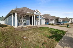 9141 Blackstone Dr, Aubrey, TX 76227 - Photo 10