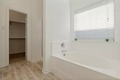 4533 Summerbrook Circle, Fort Worth, TX 76137 - Photo 22