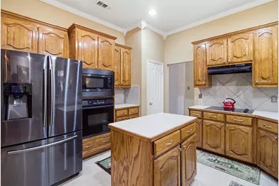1112 Badbury Lane, Grand Prairie, TX 75052 - Photo 10