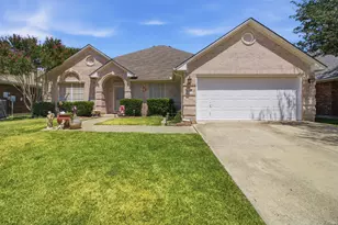 1112 Badbury Ln, Grand Prairie, TX 75052 - Photo 1