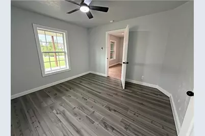 2738 Lawrence Street, Dallas, TX 75215 - Photo 6
