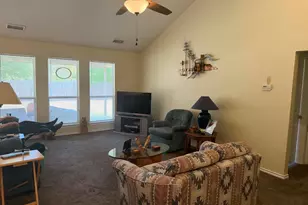 437 Legendary Ln, Gun Barrel City, TX 75156 - Photo 2