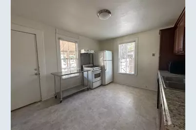 7613 Marys Creek Drive, Fort Worth, TX 76116 - Photo 6