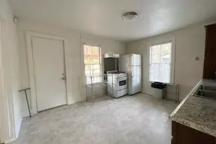 7613 Marys Creek Dr, Fort Worth, TX 76116 - Photo 4