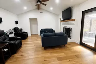 1731 N Mockingbird Ln, Midlothian, TX 76065 - Photo 4