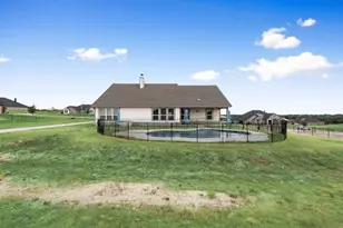 6016 Embercrest Dr, Weatherford, TX 76085 - Photo 32