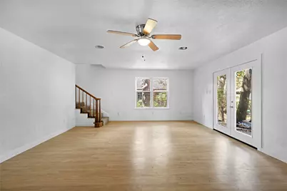 520 Circleview Drive S, Hurst, TX 76054 - Photo 32