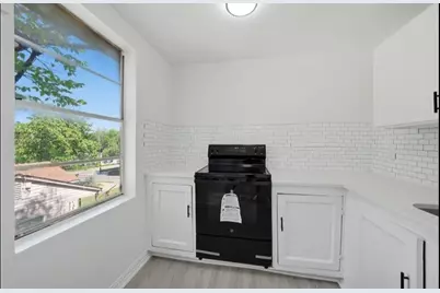 3350 Grafton Avenue, Dallas, TX 75211 - Photo 4